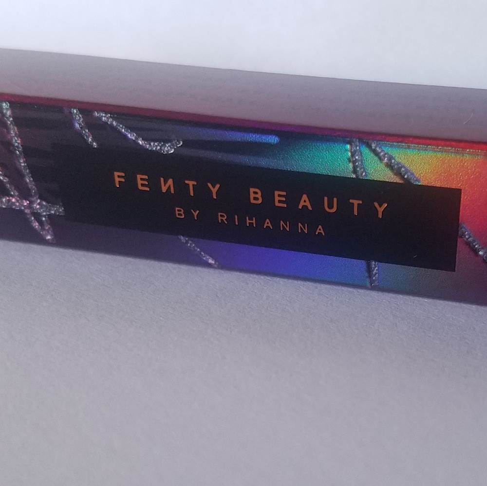 Fenty Beauty Cosmic Gloss Lip Glitter